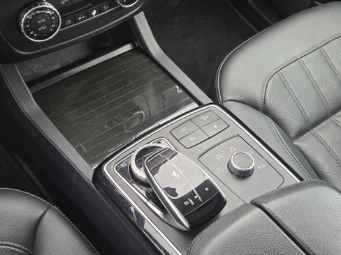 Used 2019 Mercedes-Benz GLS 450 4MATIC w/ Premium 1 Package image 33