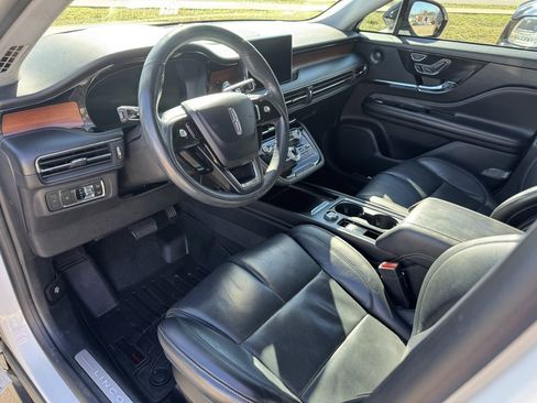 Used 2022 Lincoln Corsair Reserve w/ Equipment Group 201A image 10