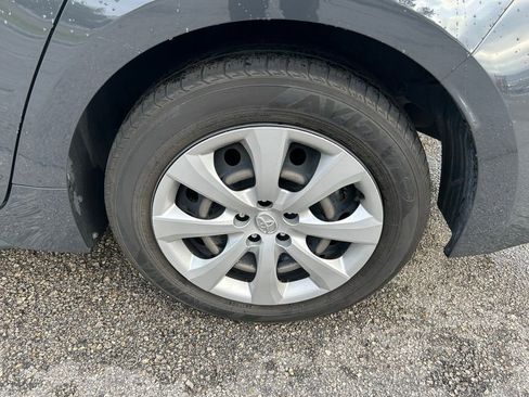 Used 2024 Toyota Corolla LE image 9