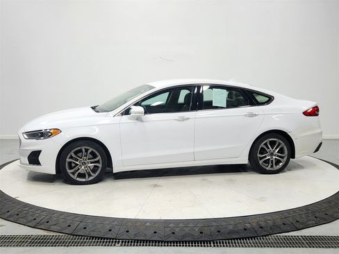 Used 2019 Ford Fusion SEL image 4