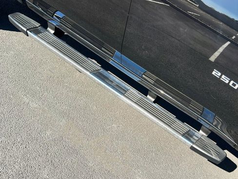 Used 2023 Chevrolet Silverado 2500 High Country image 17