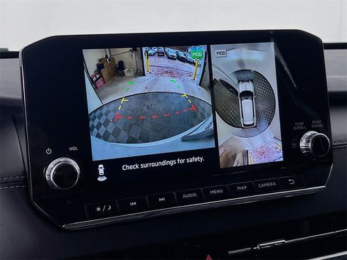 Used 2024 Mitsubishi Outlander SE image 16