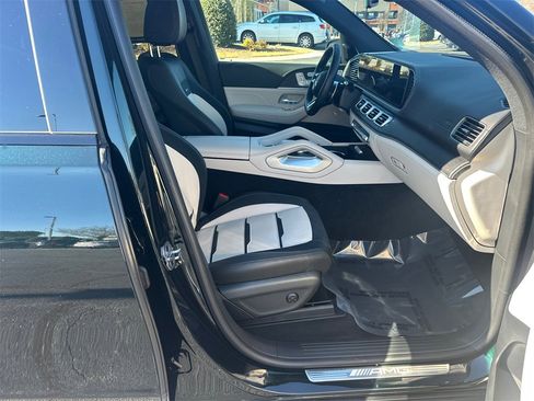 Certified 2025 Mercedes-Benz GLE 53 AMG 4MATIC image 14