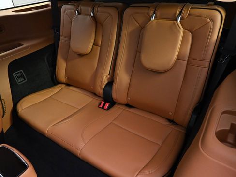 Used 2023 Lincoln Aviator Black Label w/ Jet Package image 22