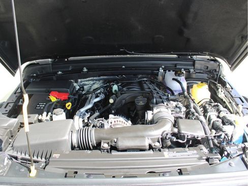 New 2025 Jeep Wrangler Rubicon image 37