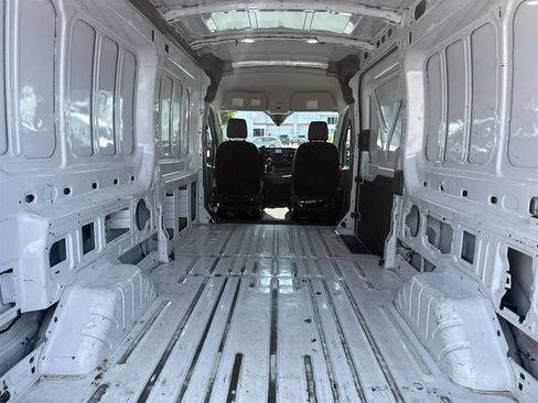 Used 2023 Ford Transit 250 Medium Roof AWD image 20