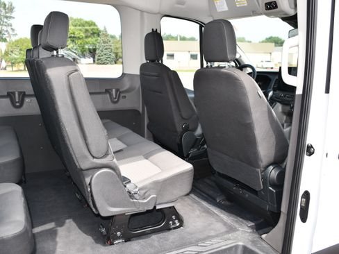 Used 2022 Ford Transit 350 XLT RWD image 30