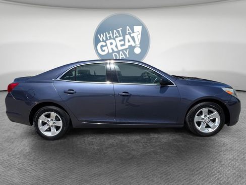 Used 2013 Chevrolet Malibu LS FWD image 2