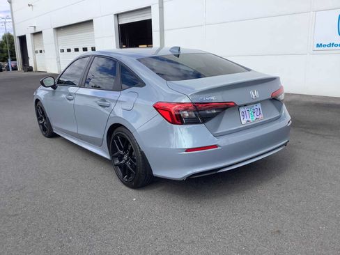 Used 2024 Honda Civic Sport image 3