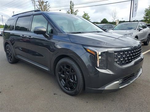 New 2026 Kia Carnival SX w/ SX Dark Edition Package image 2