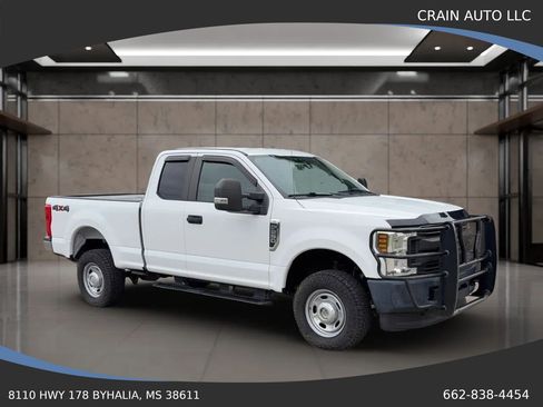 Used 2018 Ford F250 XL w/ Power Equipment Group AWD/4WD image 1