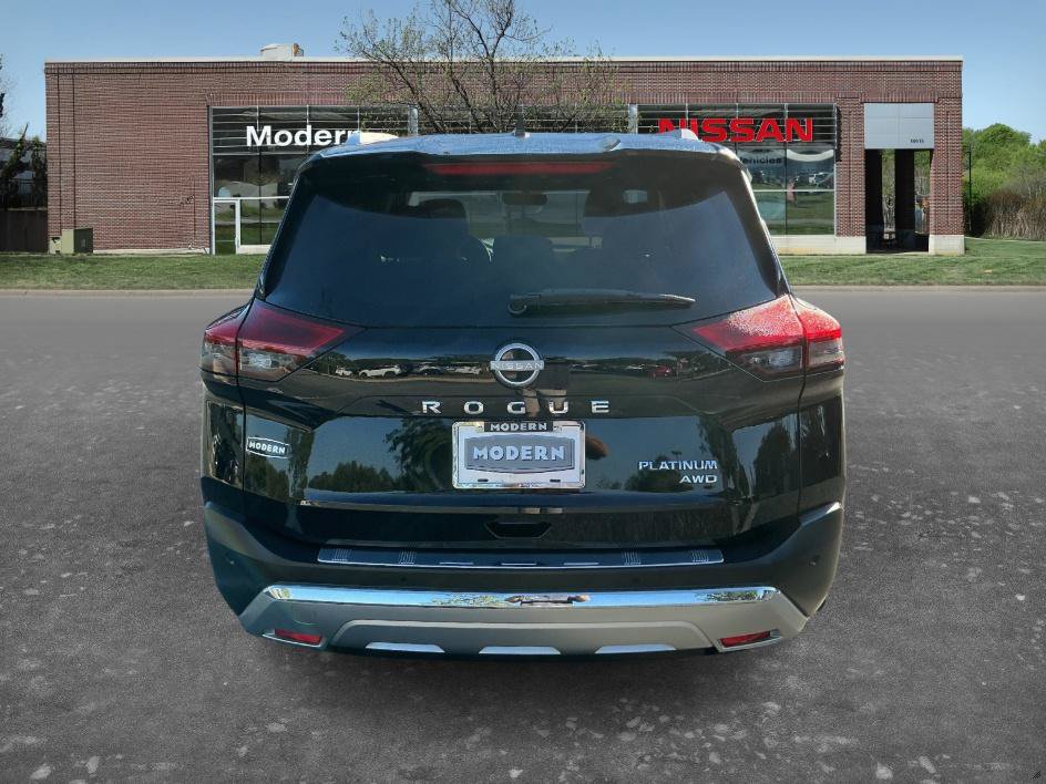 Used 2023 Nissan Rogue Platinum w/ Platinum Premium Package AWD/4WD image 3