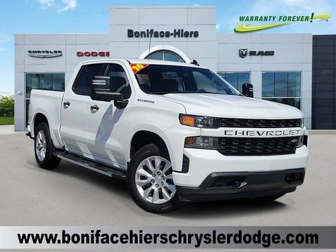 Used 2020 Chevrolet Silverado 1500 Custom w/ Custom Max Trailering Package AWD/4WD image 1