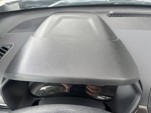 Used 2025 Nissan Altima 2.5 SV FWD image 30