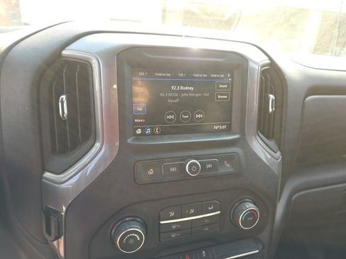 Used 2020 Chevrolet Silverado 2500 W/T w/ WT Convenience Package AWD/4WD image 11