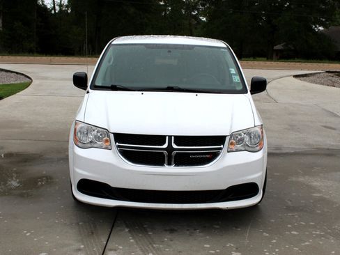 Used 2016 Dodge Grand Caravan SE w/ Quick Order Package 29E SE image 5