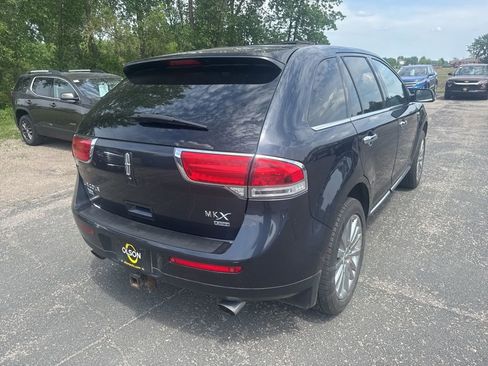 Used 2015 Lincoln MKX AWD w/ Equipment Group 102A image 8