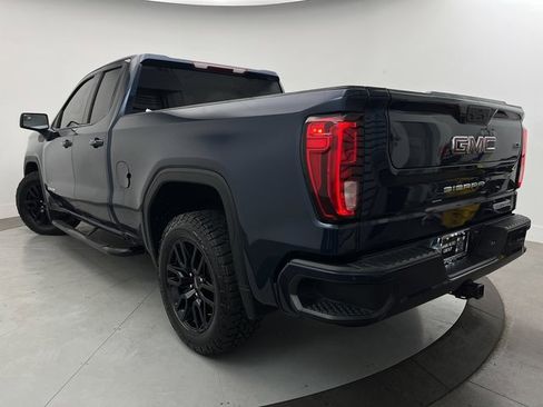 Used 2022 GMC Sierra 1500 Elevation image 2
