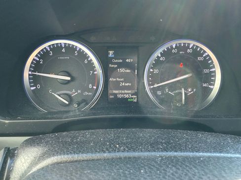 Used 2017 Toyota Highlander Limited image 6