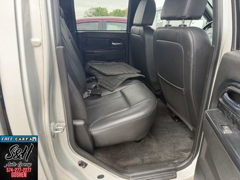 Used 2012 Chevrolet Colorado LT AWD/4WD image 9