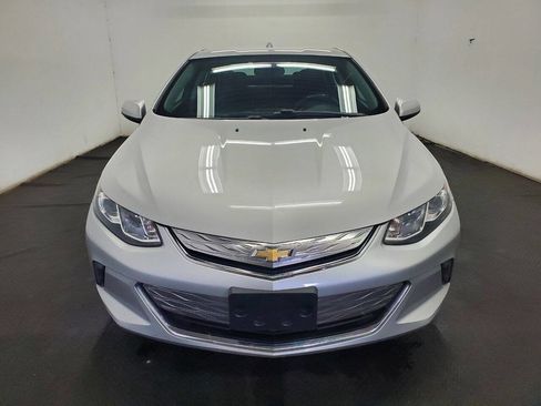 Used 2016 Chevrolet Volt LT w/ Comfort Package image 2