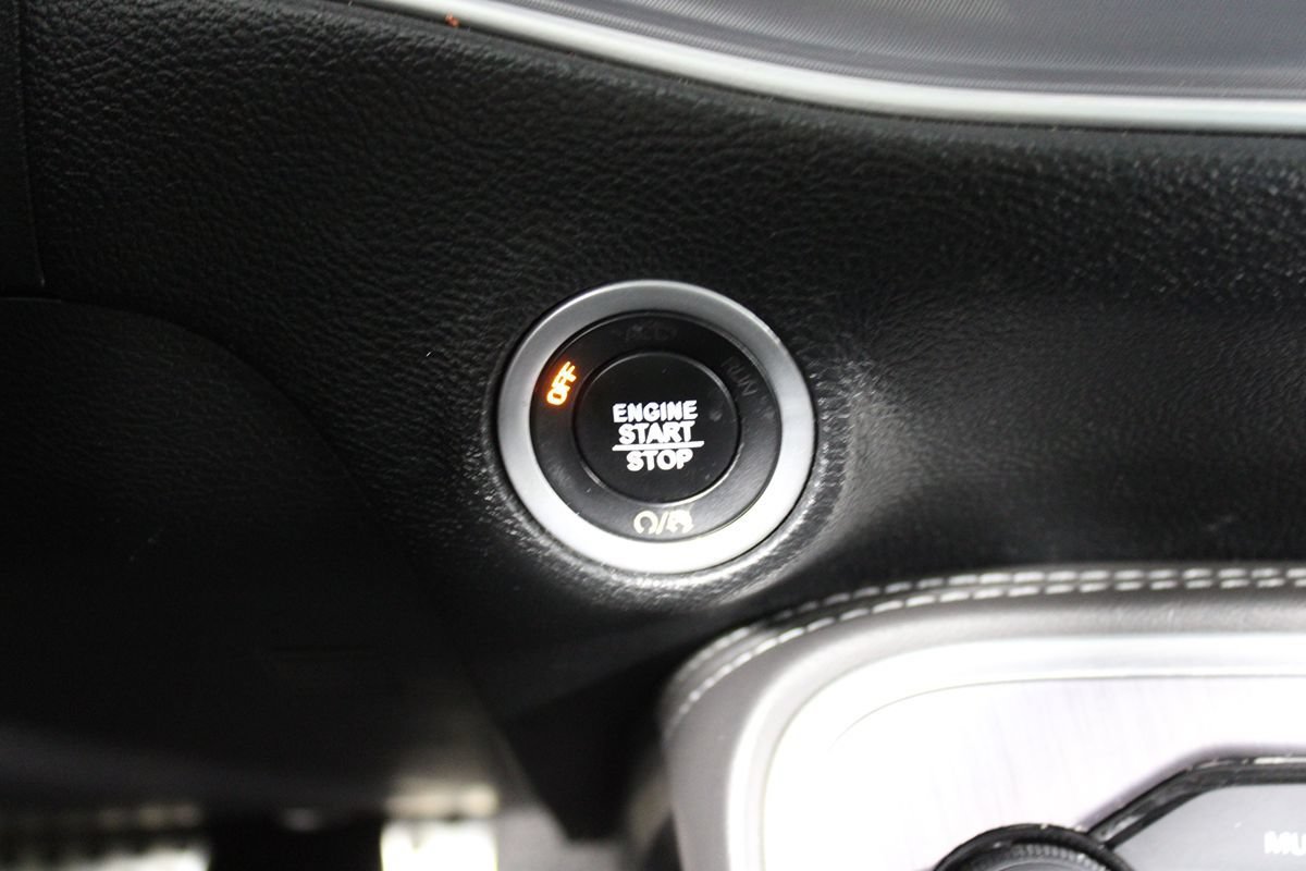 Used 2019 Dodge Challenger R/T Scat Pack w/ Dynamics Package RWD image 11