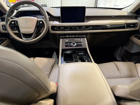 Used 2022 Lincoln Aviator Grand Touring w/ Equipment Group 301A image 23