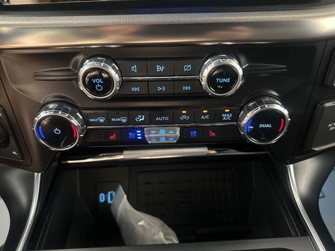 Used 2023 Ford F150 Raptor AWD/4WD image 20