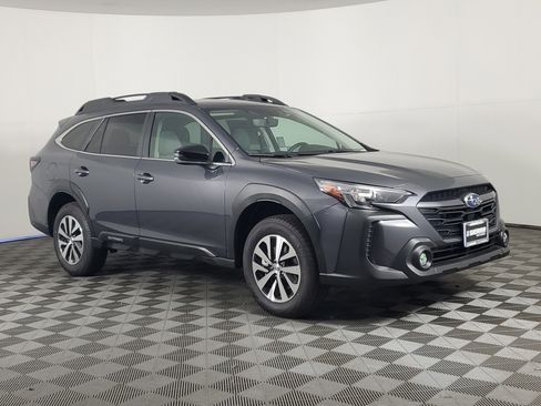 New 2025 Subaru Outback Premium image 2