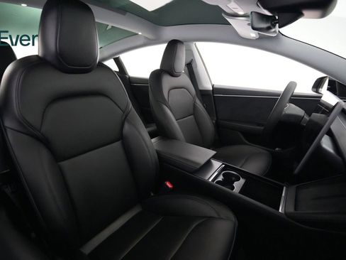 Used 2025 Tesla Model 3 Long Range image 23