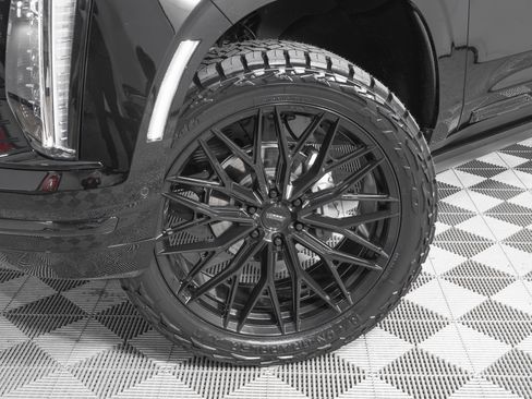 Used 2026 Cadillac Escalade Sport w/ LPO, ONYX Package image 34