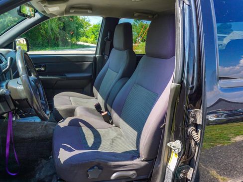 Used 2012 GMC Canyon SLE image 18