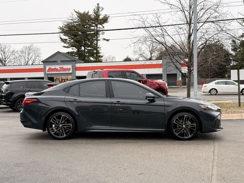 Used 2025 Toyota Camry XSE image 5