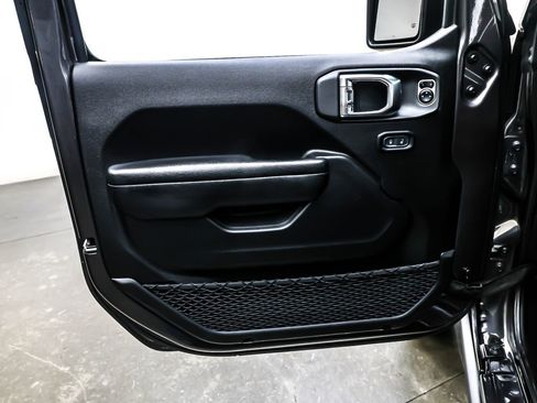 Used 2025 Jeep Wrangler Unlimited Sport S 4xe image 22