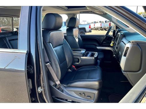 Used 2015 Chevrolet Silverado 1500 LTZ Z71 w/ LTZ Plus Package image 7