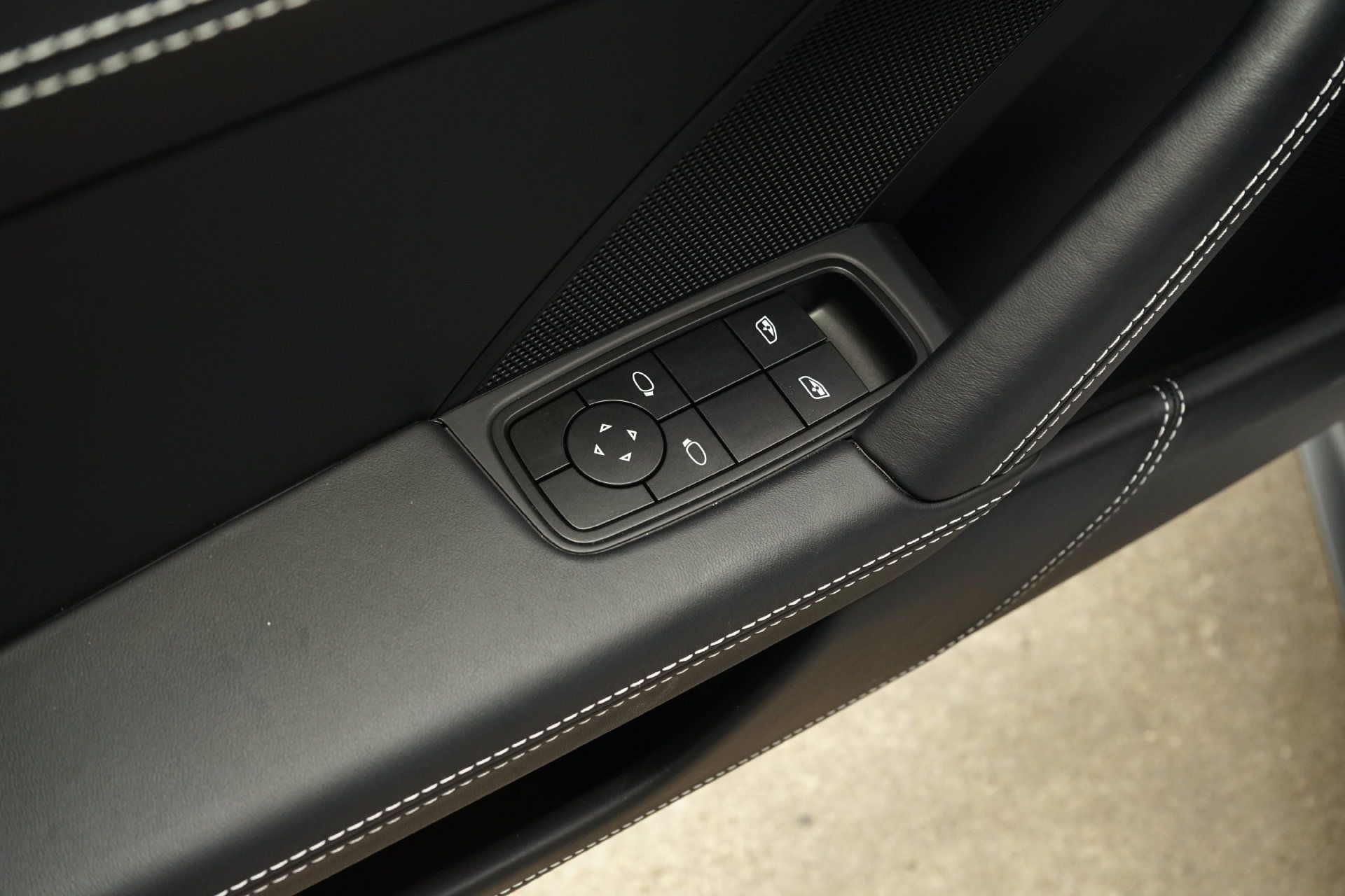 Used 2026 Porsche 911 GT3 RWD image 25