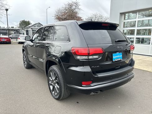 Used 2018 Jeep Grand Cherokee High Altitude image 3