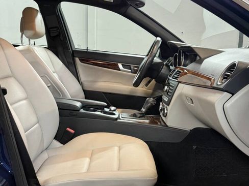 Used 2012 Mercedes-Benz C 250 Sedan image 6