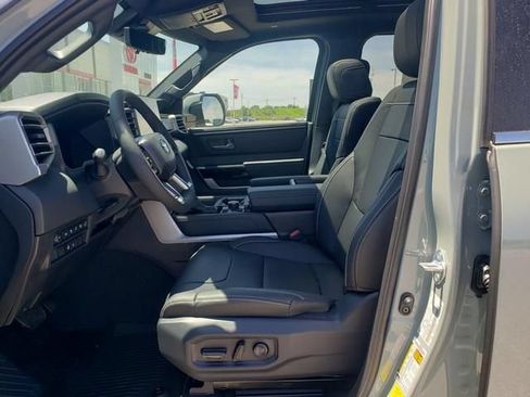 New 2026 Toyota Tundra Limited AWD/4WD image 10