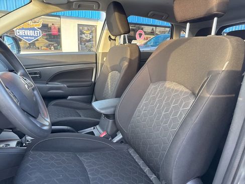 Used 2025 Mitsubishi Outlander Sport ES image 26