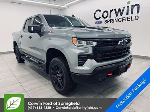 Used 2025 Chevrolet Silverado 1500 LT Trail Boss w/ Convenience Package II image 6