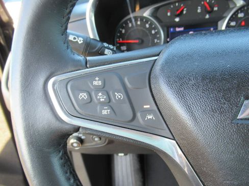 Used 2020 Chevrolet Equinox LT FWD image 21