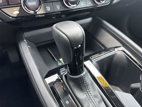 Used 2025 Honda Accord EX-L image 19