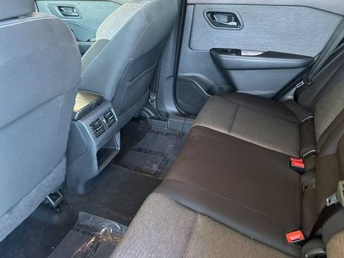 Used 2021 Nissan Rogue S AWD/4WD image 14