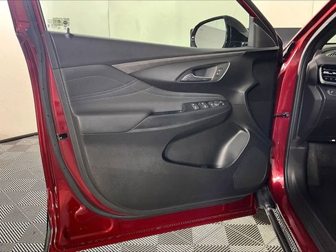 Used 2024 Buick Envista Sport Touring w/ Advanced Safety Package image 21