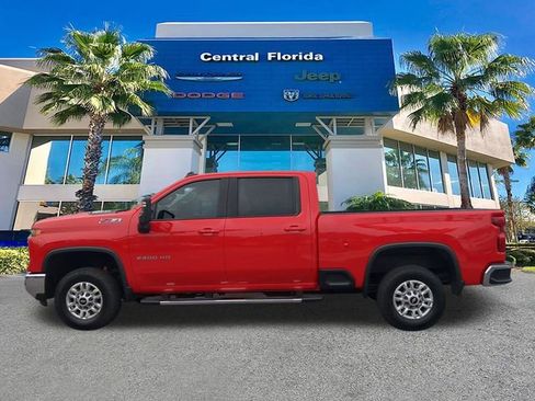 Used 2024 Chevrolet Silverado 2500 LT w/ Safety Package image 8