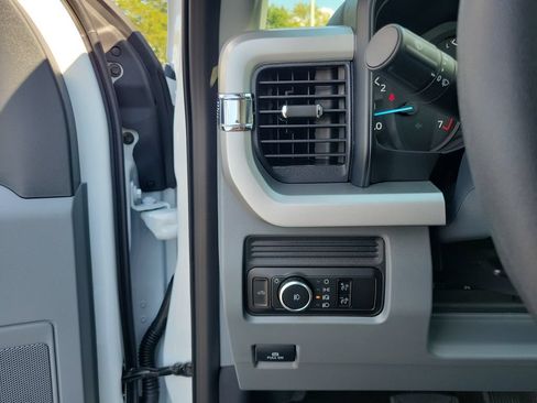 New 2026 Ford F350 XL w/ FX4 Off-Road Package AWD/4WD image 19