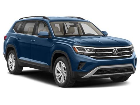 Used 2023 Volkswagen Atlas SE w/ Panoramic Sunroof Package FWD image 9