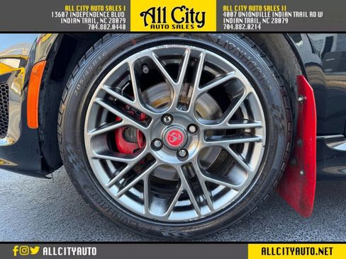 Used 2015 FIAT 500 Abarth w/ Beats Audio Package image 33