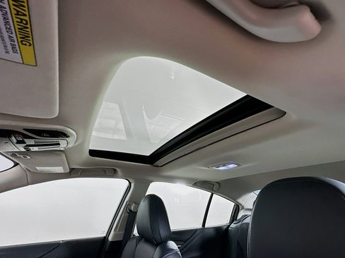 Used 2024 Subaru Legacy Limited image 26